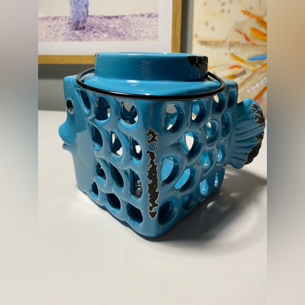 Fish Tea Light Holder - Picture 3 of 11